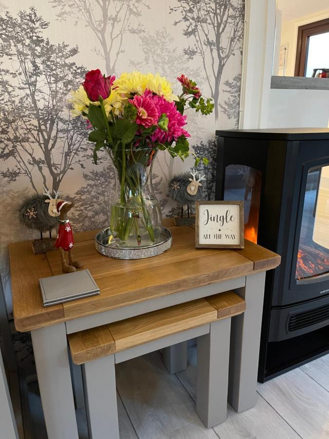 Lakeview Lodge, Builth Wells No Tradesmen Allowed Экстерьер фото